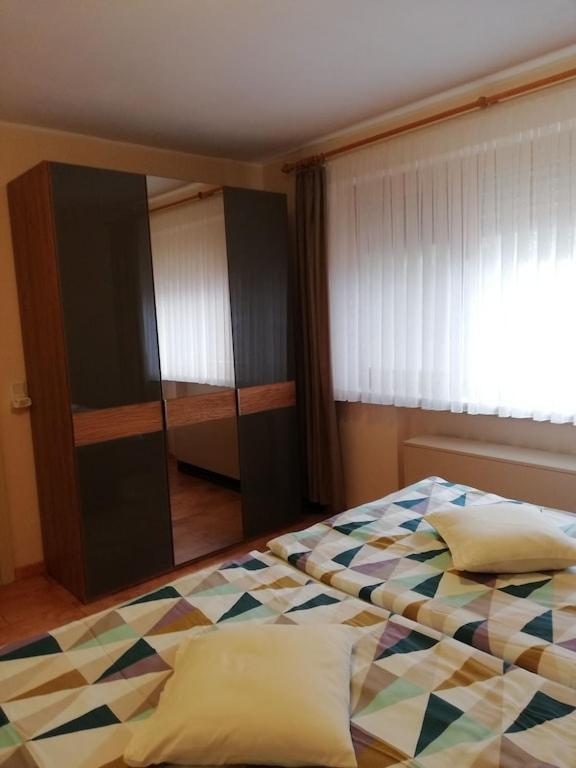 Ferienwohnung Katharina แบร์นคาสเทล-คืสท์ ภายนอก รูปภาพ