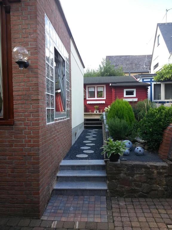 Ferienwohnung Katharina แบร์นคาสเทล-คืสท์ ภายนอก รูปภาพ